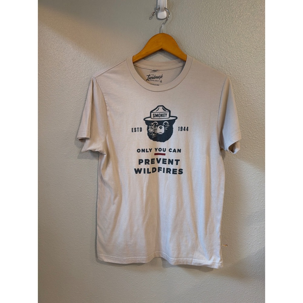 'Prevent Wildfires' Men's Beige Graphic Tee